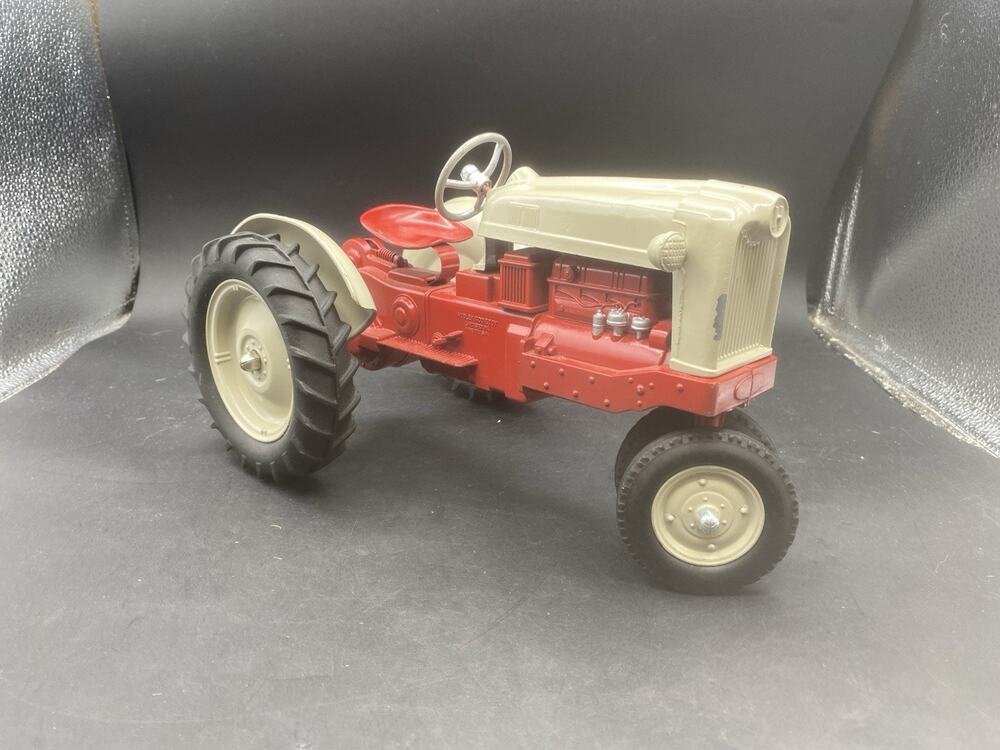 Vintage Hubley Kiddie Toy Tractor Diecast Red/ Gray Made In Lancaster,PA U.S.A